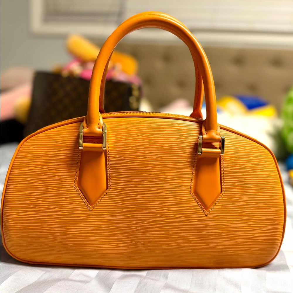 Louis Vuitton Jasmines Tote top handle Orange Epi Leather Bag